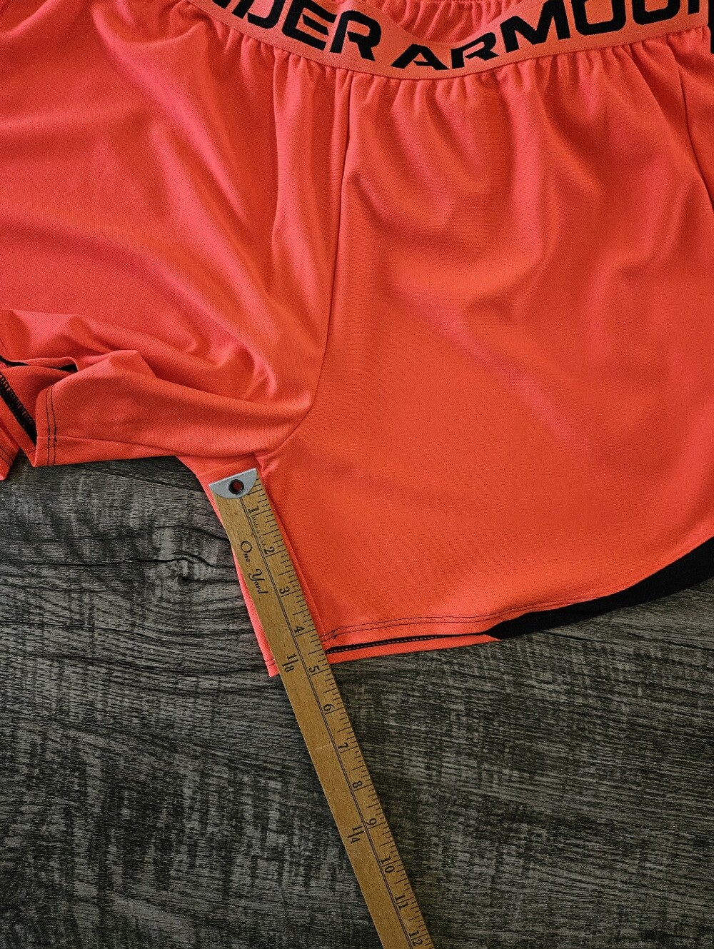EUC Under Armour Bundle Of #2 Gray & Wht And Bright Neon Orange & Blk Both Sz L - Picture 6 of 7